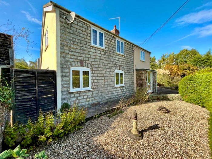 2 Bedroom Cottage For Sale In Lower Wick, Dursley, GL11