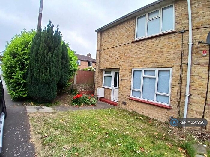 2 Bedroom End Of Terrace House To Rent In Spring Hills, Harlow, CM20
