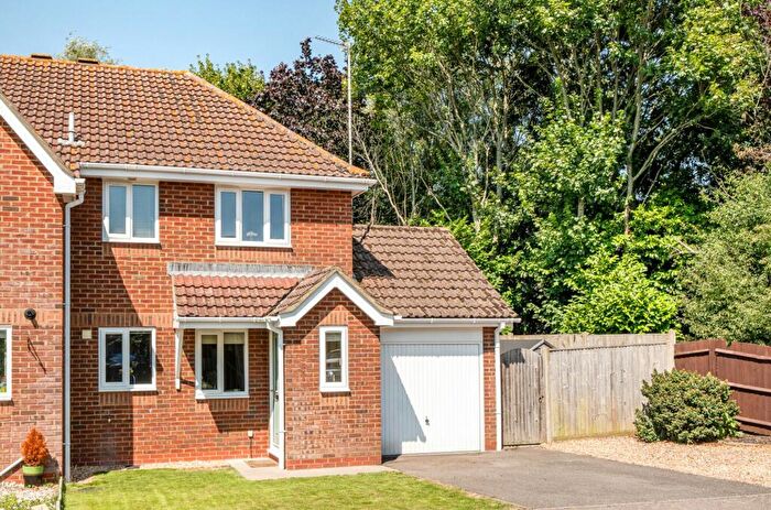 3 Bedroom End Of Terrace House For Sale In Churchwood Drive, Tangmere, PO20