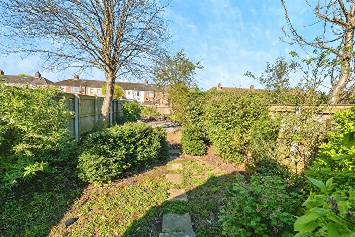 3 Bedroom Semi-Detached House For Sale In Windsor Road, Hull, HU5