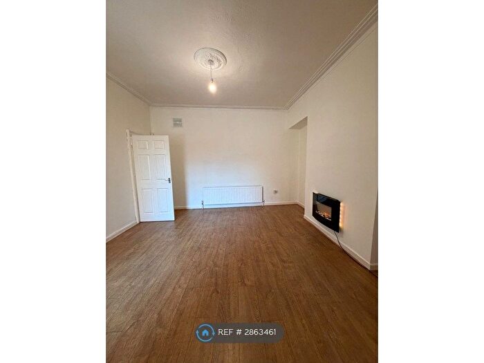 2 Bedroom Flat To Rent In Stanhope Road, South Shields, NE33