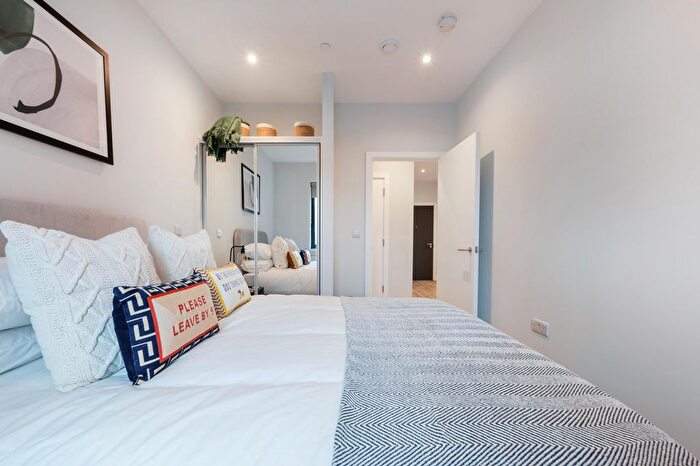 1 Bedroom Flat To Rent In Clay, Salford Quays, M50