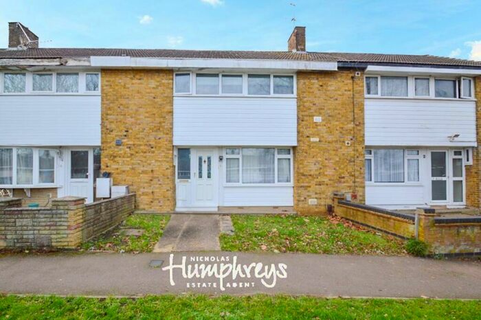 4 Bedroom House To Rent In Eagle Way, AL10