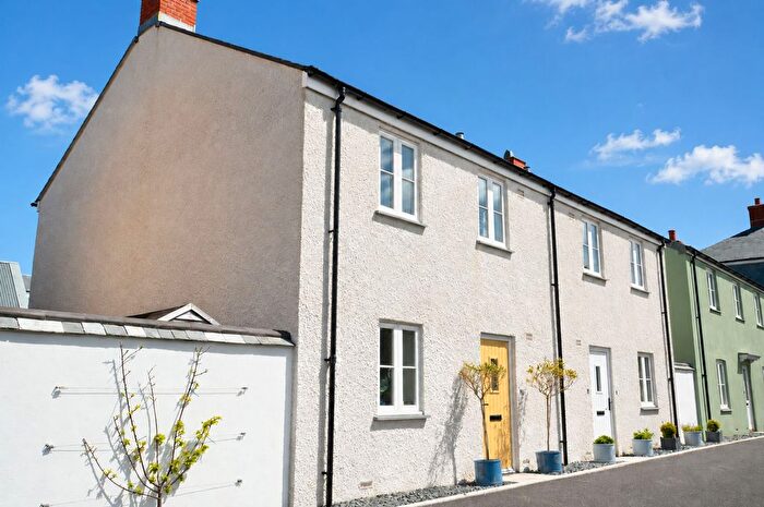3 Bedroom Semi-Detached House For Sale In Stret Morgan Le Fay, Newquay, TR7