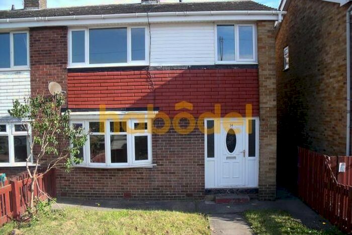 3 Bedroom Semi-Detached House To Rent In Charlaw Close, Sacriston, Durham, DH7