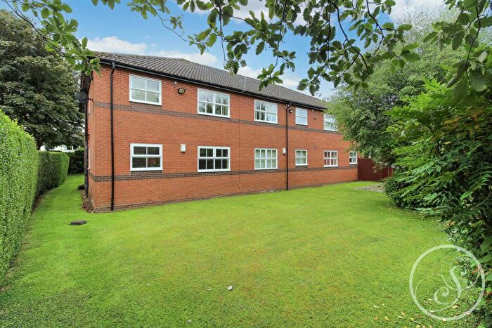 2 Bedroom Apartment To Rent In Wentworth Court, Nursery Lane, Leeds, LS17