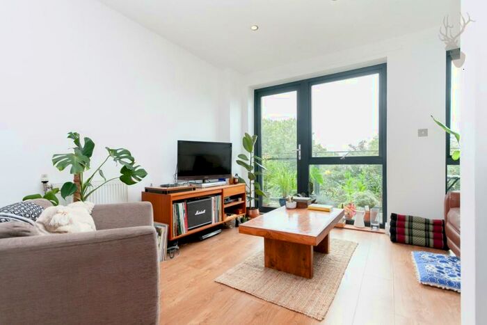 2 Bedroom Apartment To Rent In Polydamas Close, London, E3