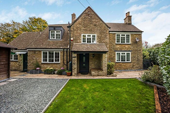 2 Bedroom Detached House For Sale In Pike Cottages, Ilsom, Tetbury, GL8