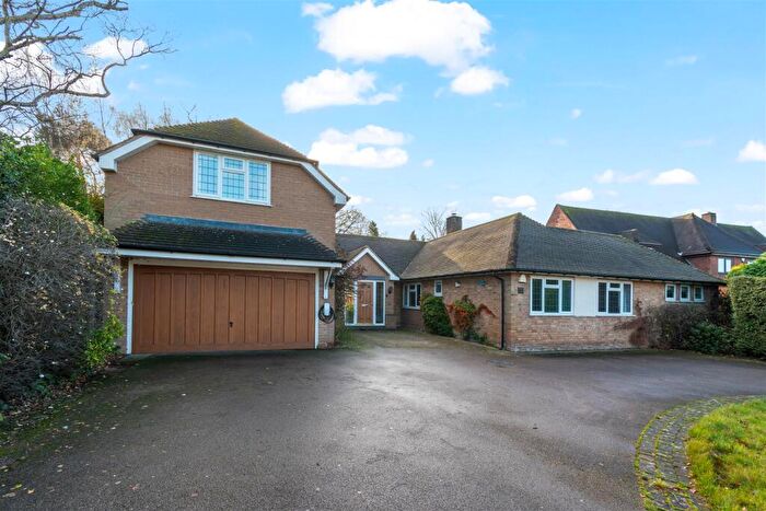 6 Bedroom Detached House To Rent In Newick Avenue, Little Aston, B74