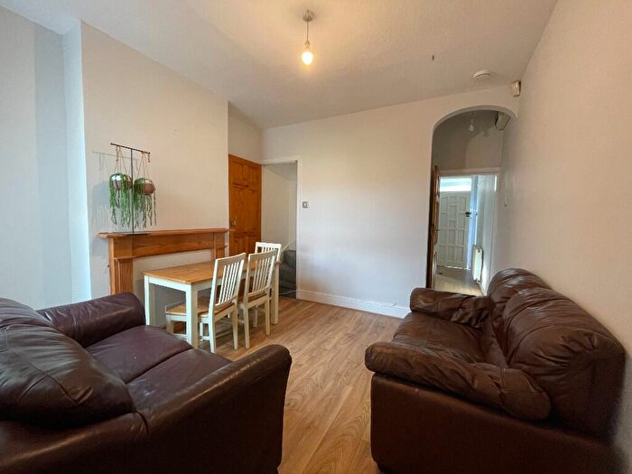 4 Bedroom Terraced House To Rent In Westminster Road, Birmingham, , [Ref: Bp], B29