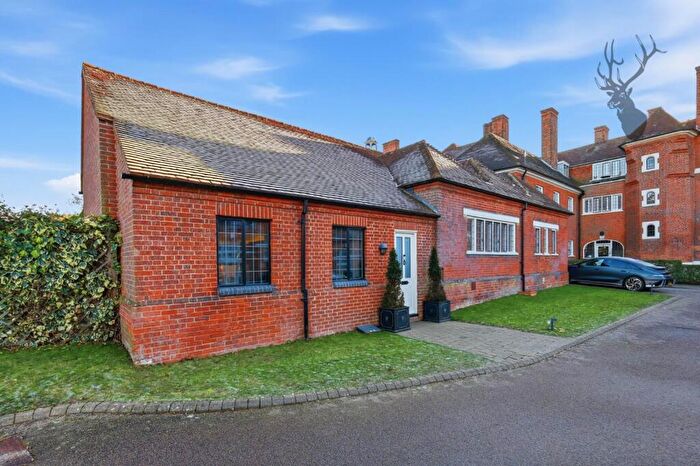 4 Bedroom Mews For Sale In Hill Hall, Theydon Mount, Epping, CM16