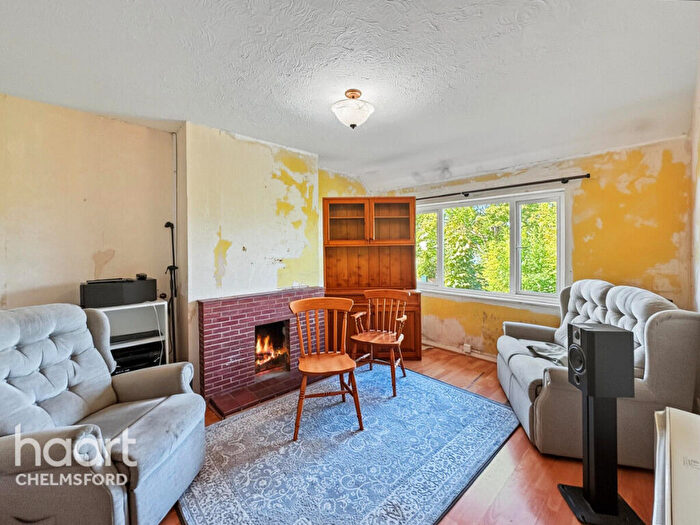1 Bedroom Maisonette For Sale In Charnwood Avenue, Chelmsford, CM1