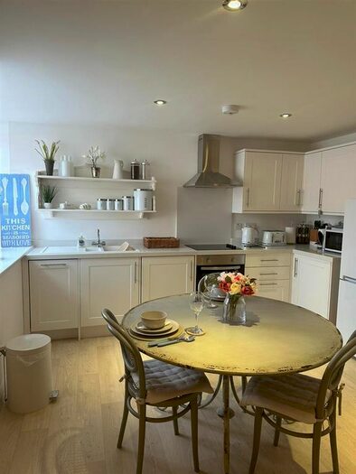 2 Bedroom Flat To Rent In Chapel Street, Berwick-Upon-Tweed, TD15