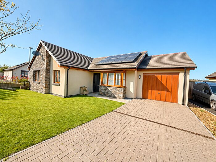 4 Bedroom Bungalow For Sale In Potters Grove, Templeton, Narberth, SA67