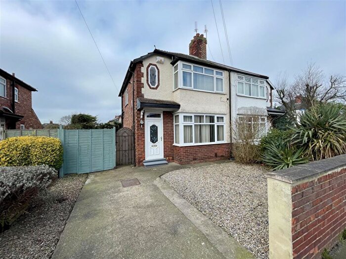 2 Bedroom Semi Detached House For Sale In Park Crescent, Darlington, DL1
