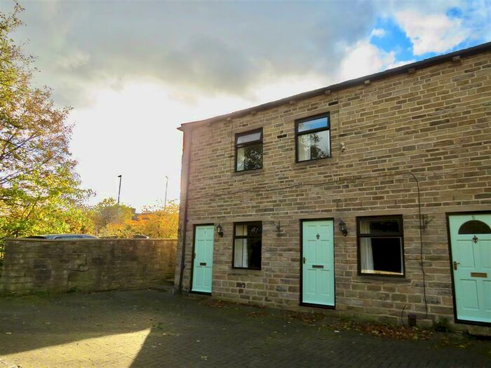 1 Bedroom Terraced House To Rent In Elmwood Close, Huddersfield, HD1