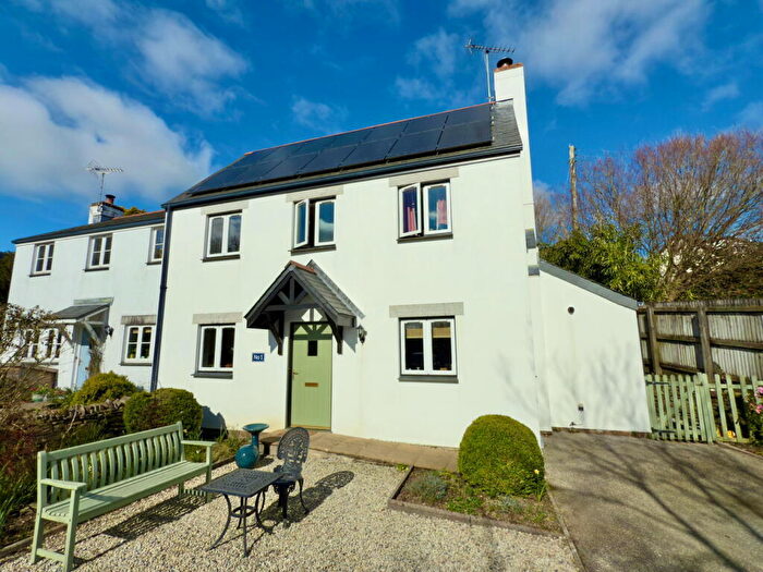 3 Bedroom Semi-Detached House For Sale In Churchtown Mews, Blisland, PL30
