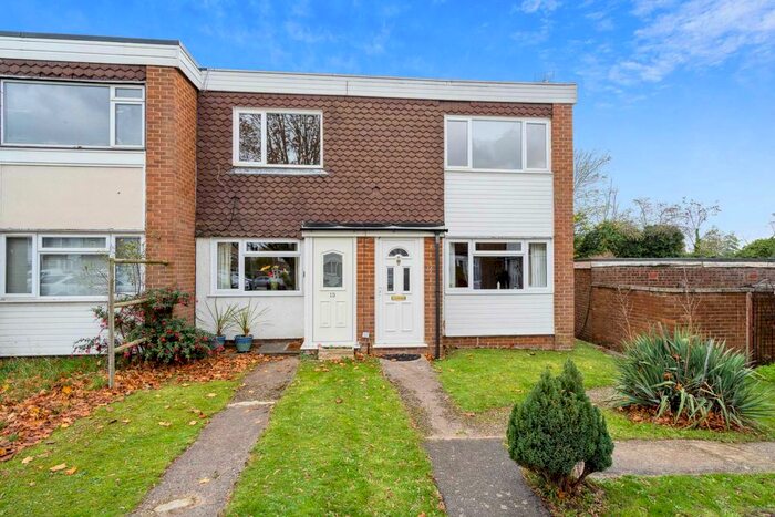 2 Bedroom Flat To Rent In Carrington Place, Tring, HP23