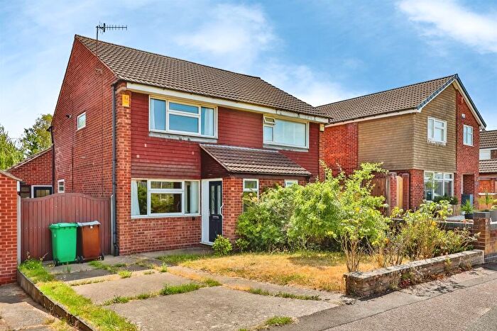 3 Bedroom Semi-Detached House For Sale In Irwin Drive, Nottingham, NG6