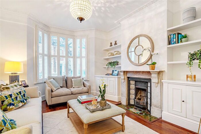 5 Bedroom Terraced House For Sale In Chatto Road, SW11