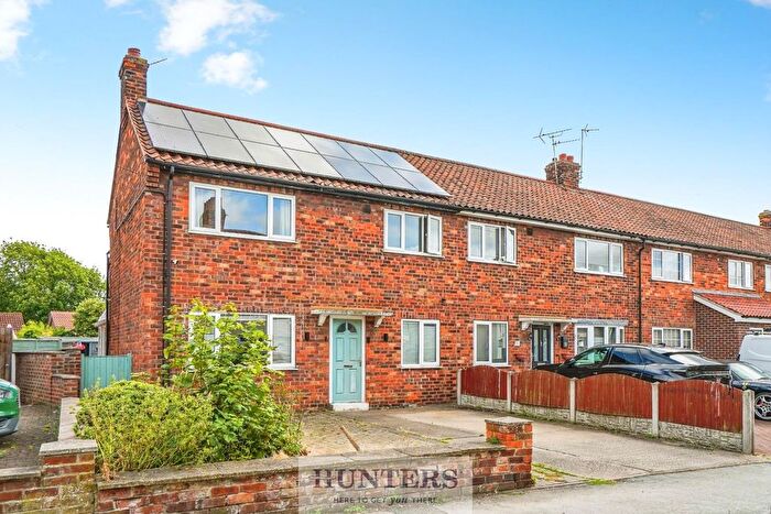 3 Bedroom End Terrace House For Sale In Coppergate, Riccall, York, YO19