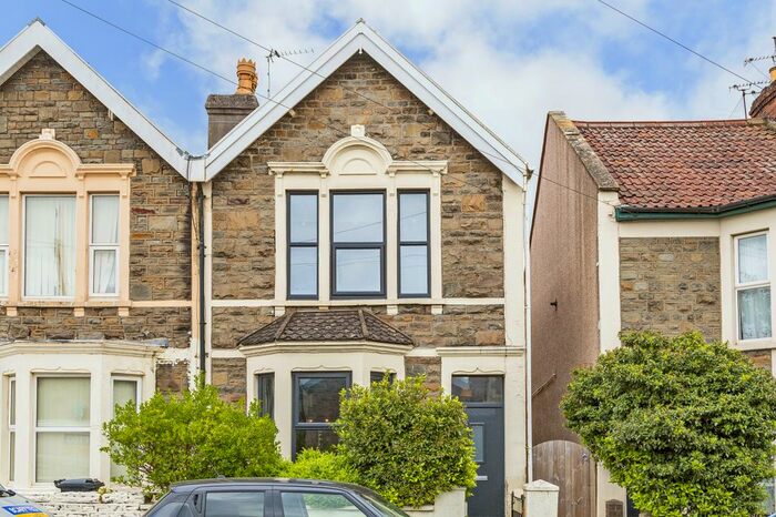 3 Bedroom Semi-Detached House To Rent In Soundwell Road, Staple Hill, Bristol BS16