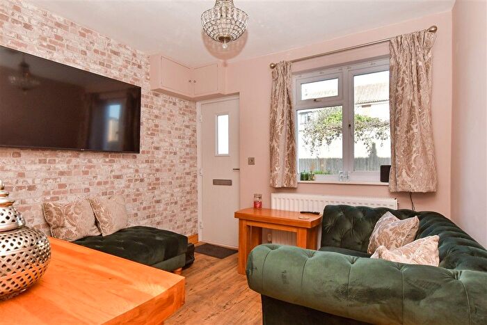 2 Bedroom Terraced House For Sale In Ferry Lane, Wouldham, Rochester, Kent, ME1
