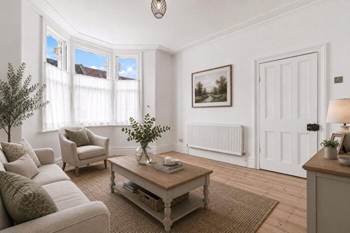3 Bedroom Terraced House For Sale In Cromer Road, Bristol, BS5