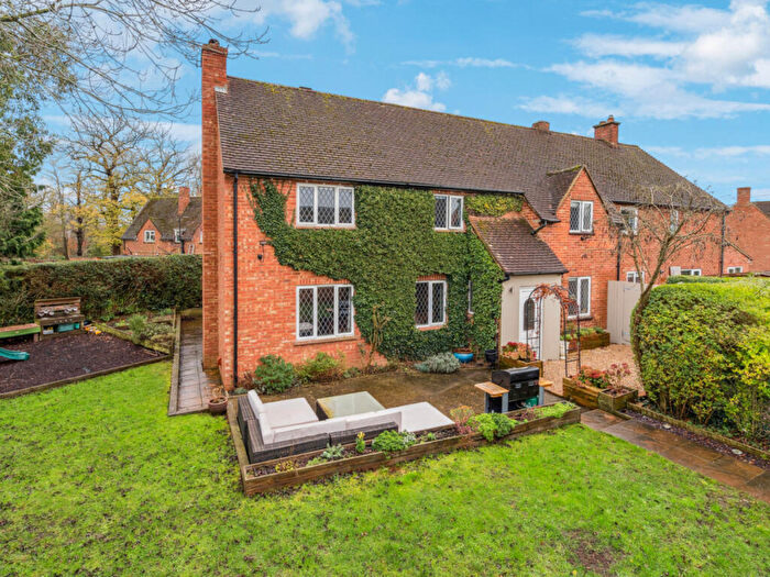 3 Bedroom Semi Detached House For Sale In Coleshill, Amersham, HP7