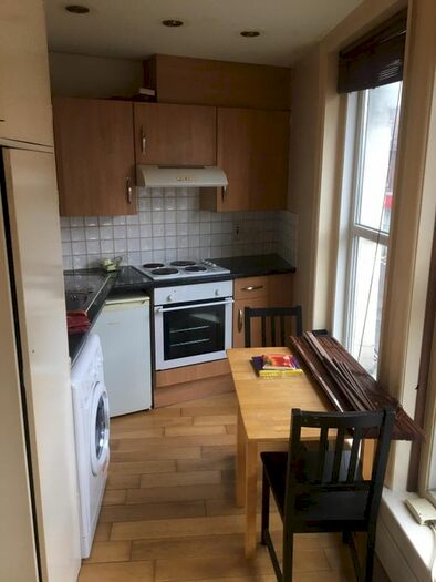Studio To Rent In High Road, London, NW10