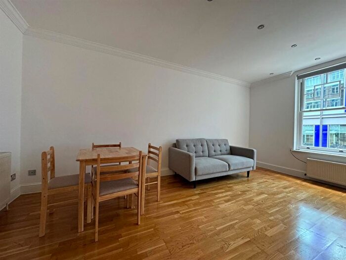 1 Bedroom Property To Rent In Hand Court, London, WC1V