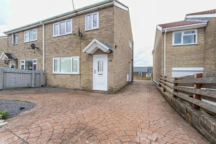 3 Bedroom Semi-Detached House To Rent In Ty Llwyd Parc Estate, Quakers Yard, Treharris, CF46