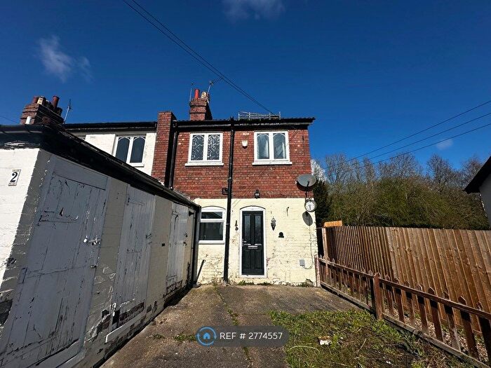 2 Bedroom Terraced House To Rent In Great Northern Cottages, Mansfield, NG19