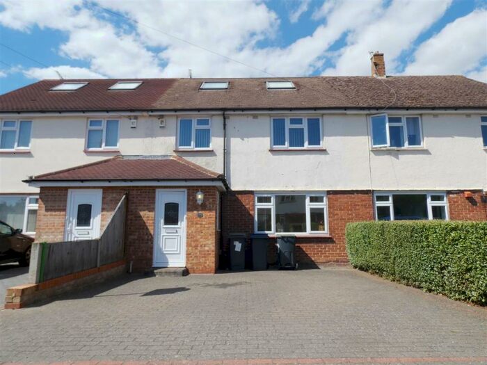 5 Bedroom Semi-Detached House To Rent In Oxford Road, Canterbury, CT1