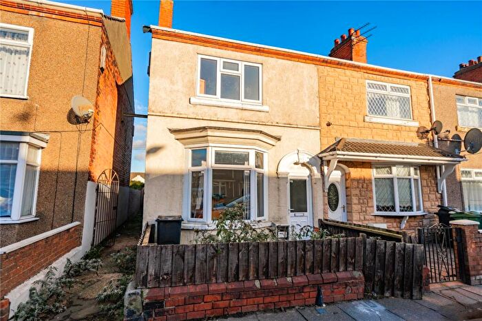 3 Bedroom End Of Terrace House For Sale In Gilbey Road, Grimsby, Lincolnshire, DN31