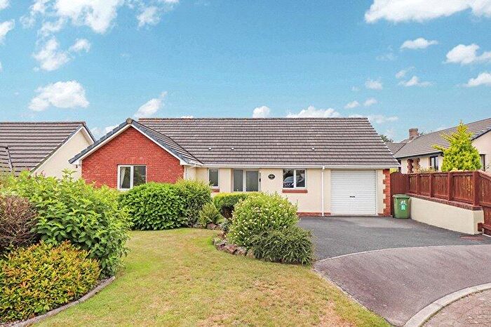 3 Bedroom Bungalow To Rent In Holsworthy, Devon, EX22