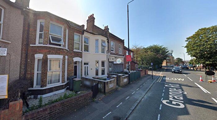 4 Bedroom Terraced House To Rent In Grange Road, Plaistow, London, E13