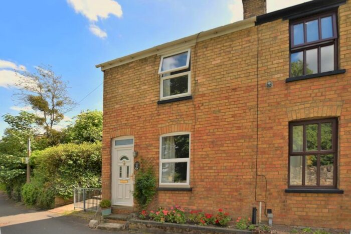 2 Bedroom End Of Terrace House To Rent In Rock Road, Stamford, PE9