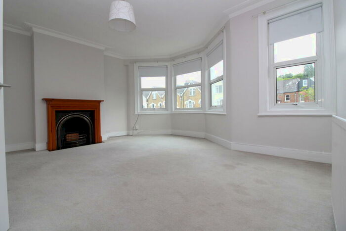 2 Bedroom Apartment To Rent In Palace Gates Road, Alexandra Palace, N22