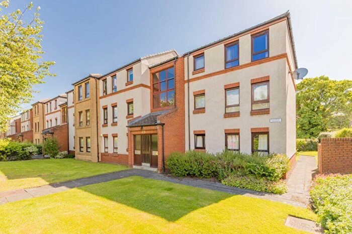 2 Bedroom Flat For Sale In / Polwarth Terrace, Edinburgh, EH11