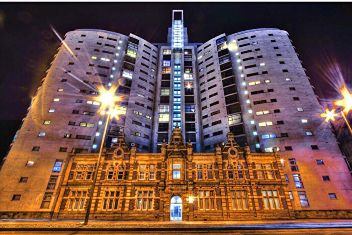 1 Bedroom Apartment To Rent In Altolusso, Cardiff City Centre, CF10