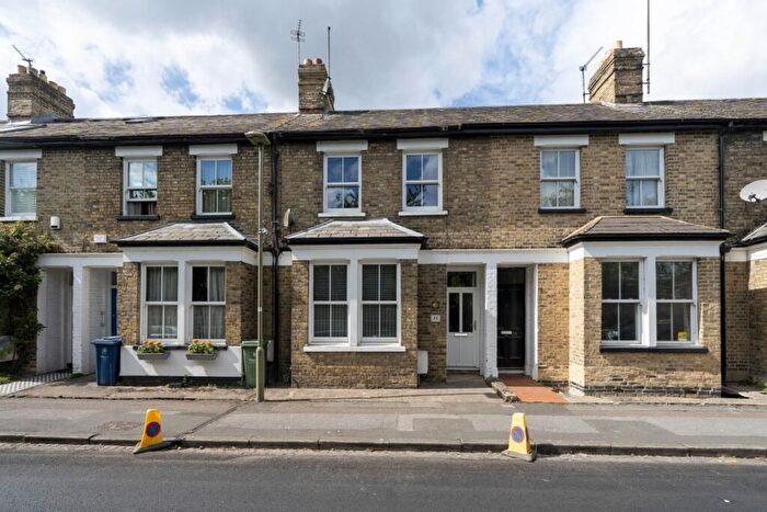 3 Bedroom Terraced House To Rent In Cripley Road, Botley, OX2