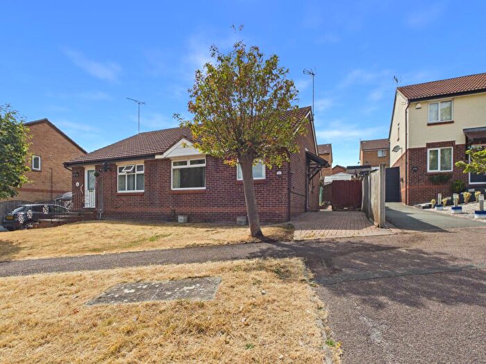 2 Bedroom Semi-Detached Bungalow For Sale In Danebridge Crescent, Oakwood, DE21