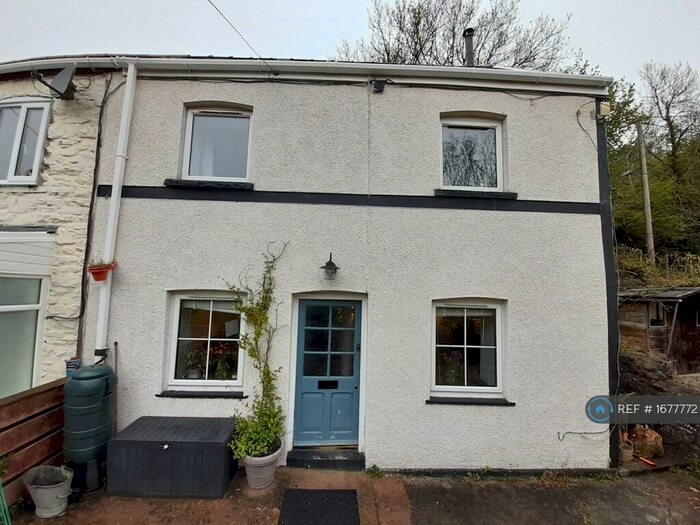 2 Bedroom Semi-Detached House To Rent In Homecroft, Clydach, Abergavenny, NP7