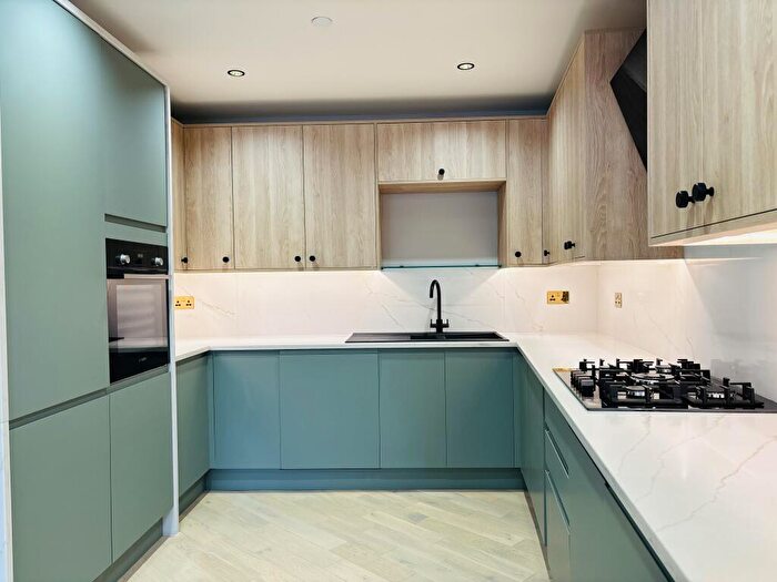 1 Bedroom Flat For Sale In Pix Court, Peckham London, SE15
