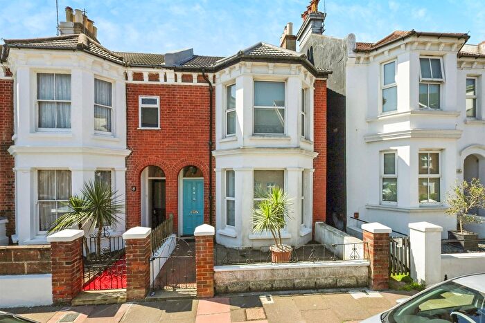 2 Bedroom End Terrace House For Sale In Redoubt Road, Eastbourne, BN22