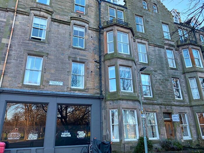 2 Bedroom Flat To Rent In Argyle Park Terrace, Meadows, Edinburgh, EH9