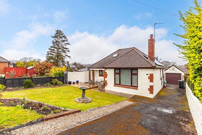 3 Bedroom Detached Bungalow For Sale In Green Lane, Bournemouth, BH10