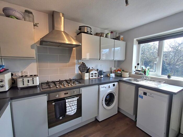 3 Bedroom House To Rent In Brook Gardens, Emsworth, PO10