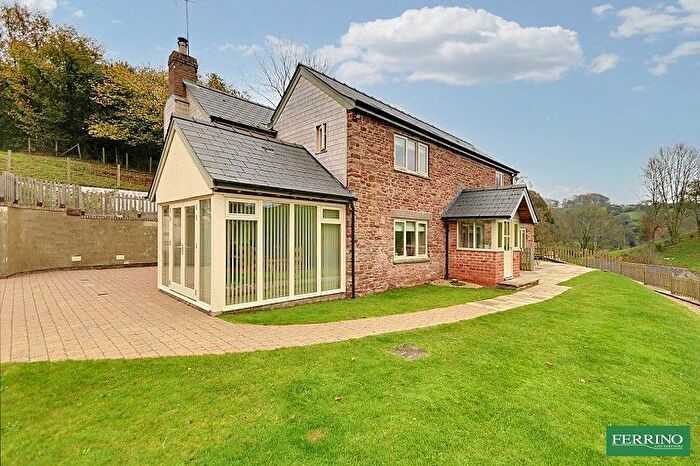 4 Bedroom Detached House For Sale In Greenway, Littledean, Gloucestershire., GL14